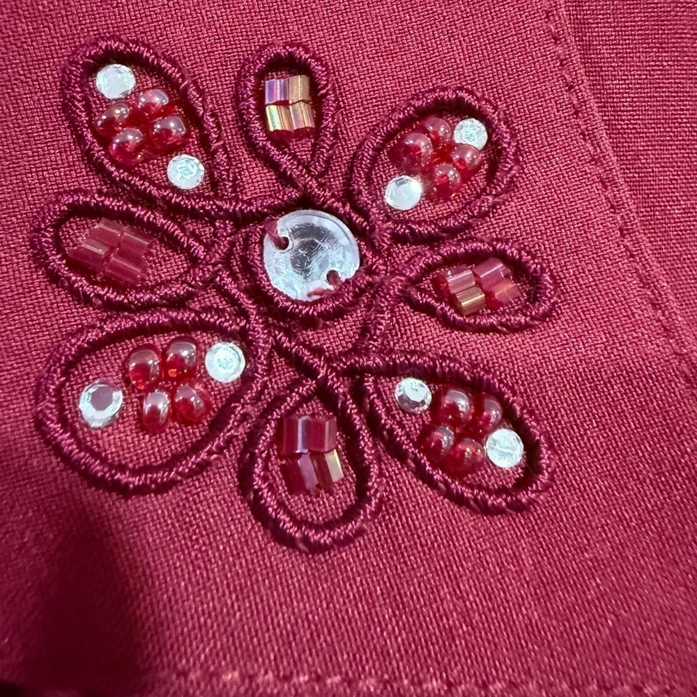 Kathy Che Women Blouse Red Burgundy Embroidered Embellished Zip Blouse Size 14 - Picture 6 of 10